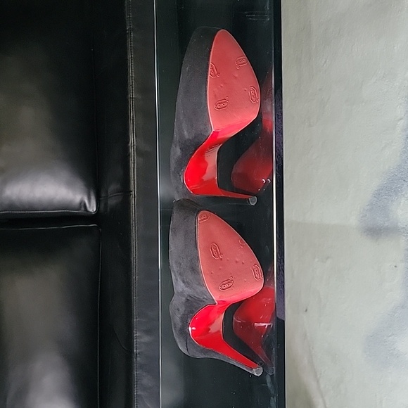 Christian Louboutin Daffodile Platform Pump - Picture 6 of 10